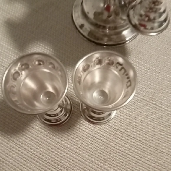 Elegant Silver Plated‎ Wine Goblet Set - Picture 3 of 5